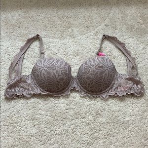 Victoria’s Secret PINK bra